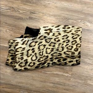 Leopard scarf